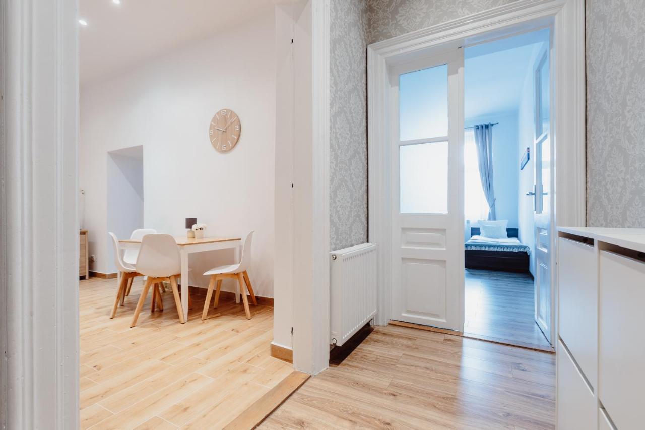 Atticus Apartments كراكوفيا المظهر الخارجي الصورة