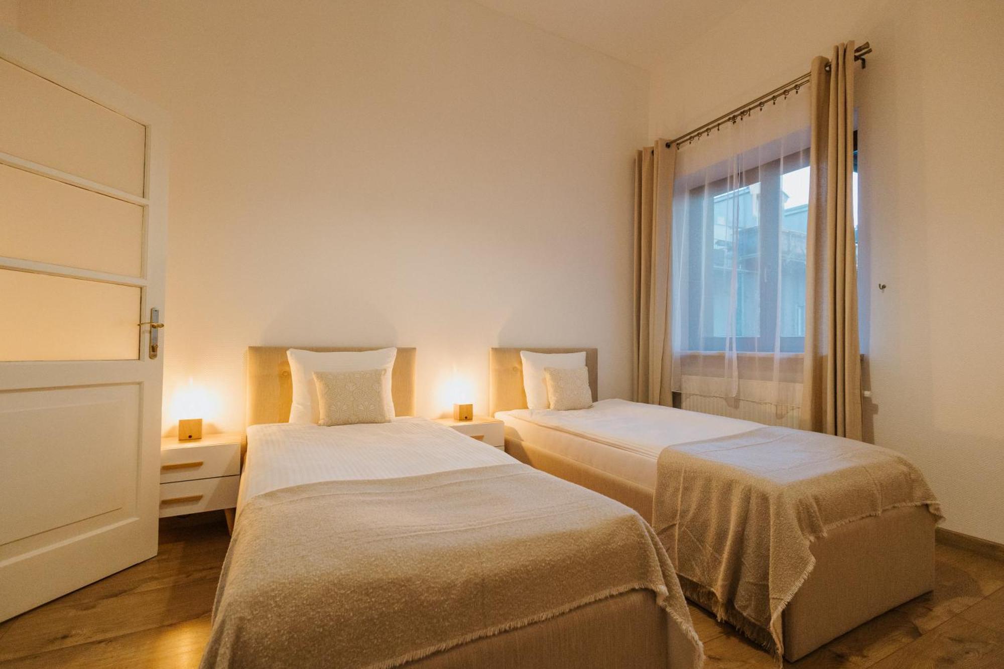 Atticus Apartments كراكوفيا المظهر الخارجي الصورة