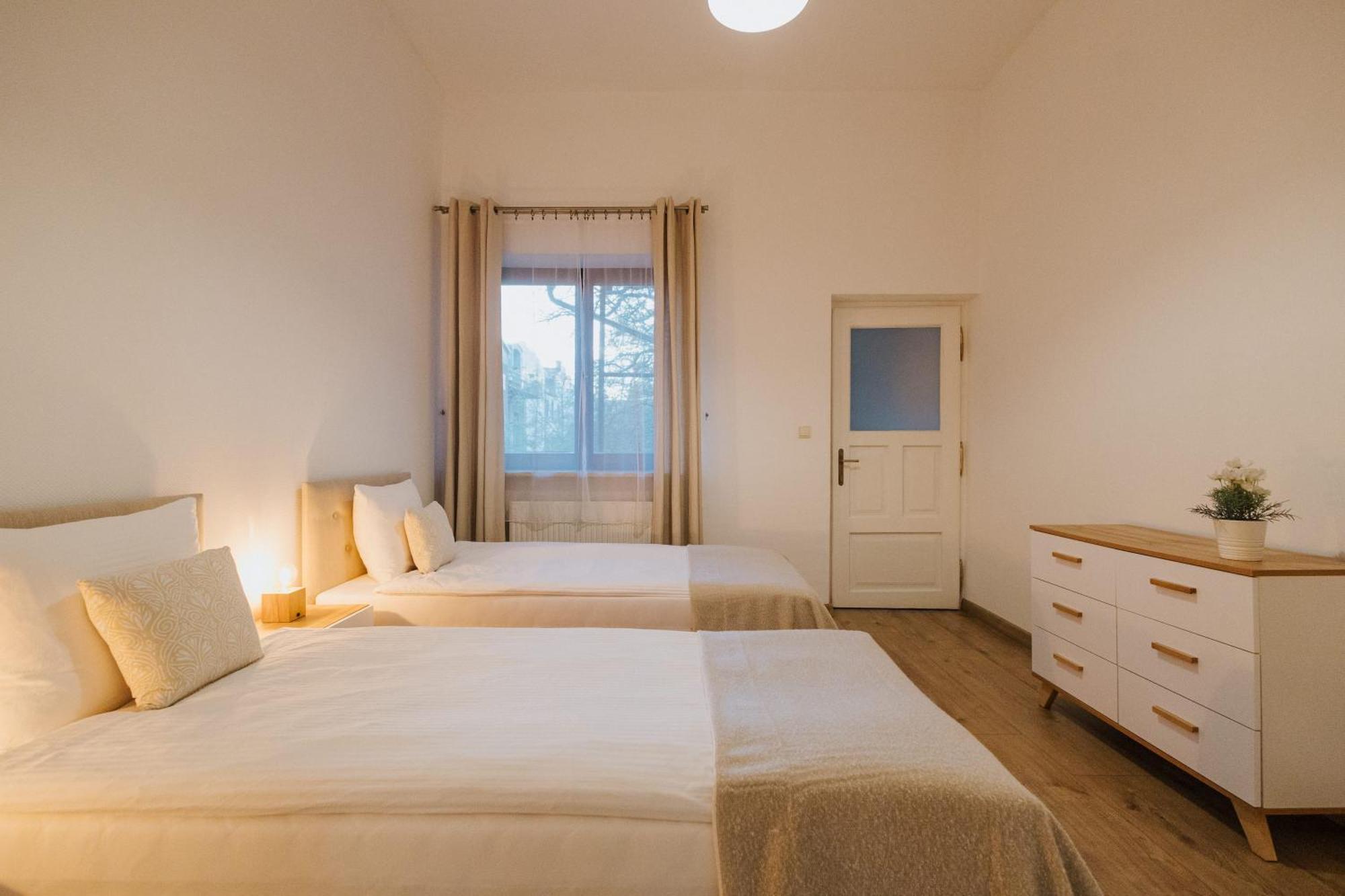 Atticus Apartments كراكوفيا المظهر الخارجي الصورة
