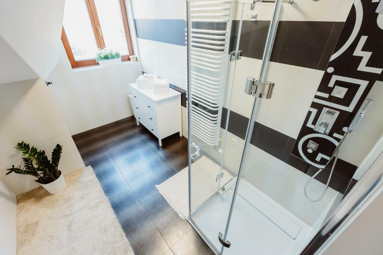 Atticus Apartments كراكوفيا المظهر الخارجي الصورة