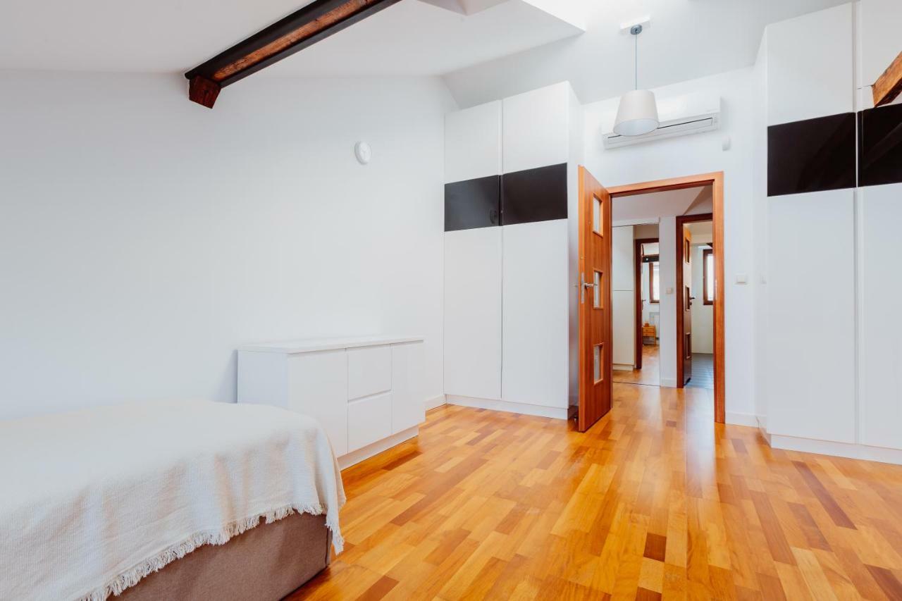 Atticus Apartments كراكوفيا المظهر الخارجي الصورة